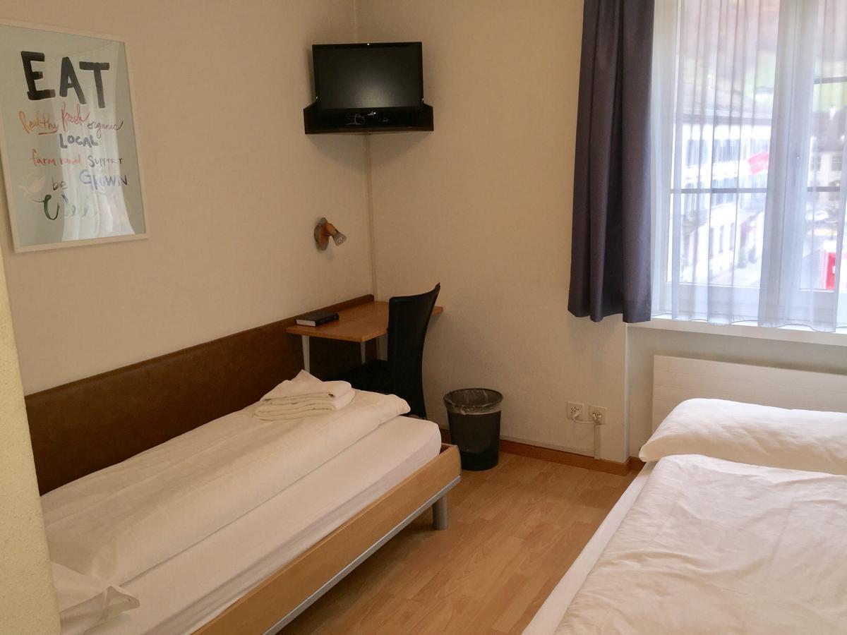Hotel & Restaurant Stadthof Glarus Extérieur photo