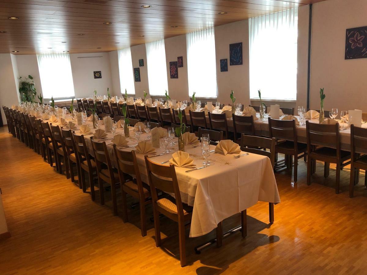 Hotel & Restaurant Stadthof Glarus Extérieur photo